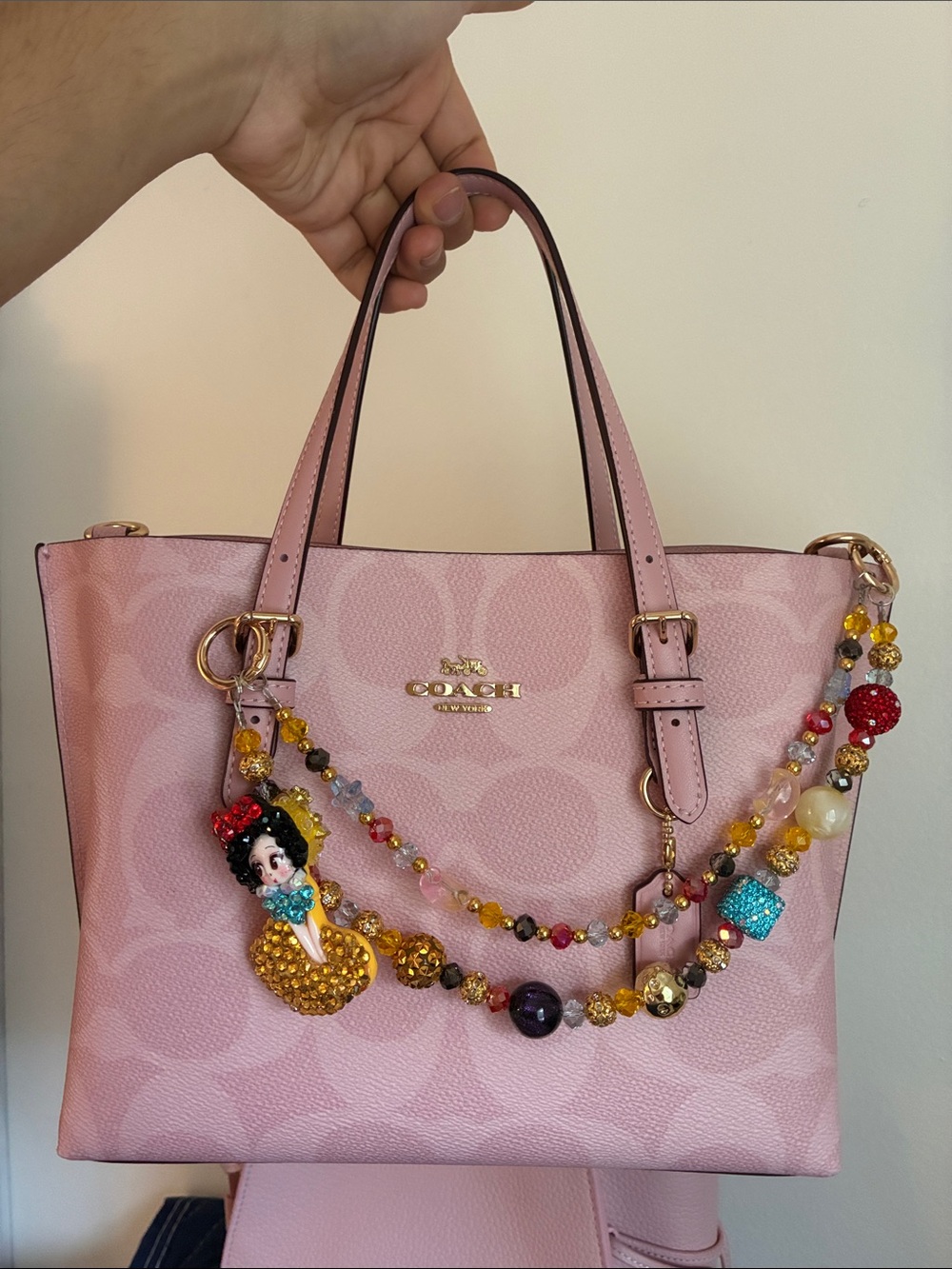 Sparkling Rhinestone Snow White Charm Beaded Bag Chain